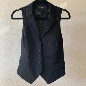 🖤 HM Sleek Black Tailored Vest – Timeless & Chic! 🖤